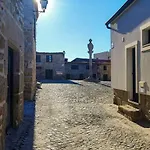Casa Da Praca Feriehus