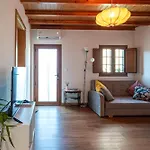 Casa Da Praca *