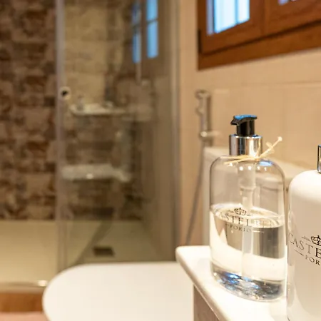 Casa Da Praca بيت للعطل