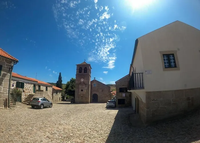 Casa Da Praca Freixo de Numao